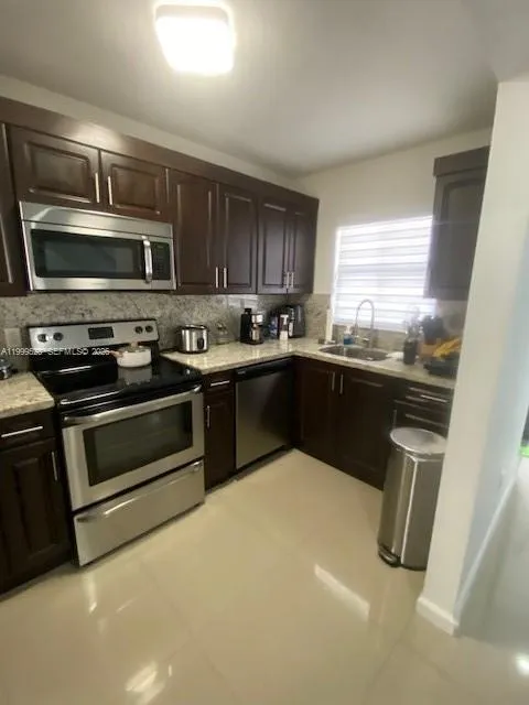 6231 Sw 138th Ct N, Miami, Florida 33183, Miami, Florida 33183, 2 Bedrooms Bedrooms, ,2 BathroomsBathrooms,Residential Lease,For Rent,6231 Sw 138th Ct N, Miami, Florida 33183,A11999528