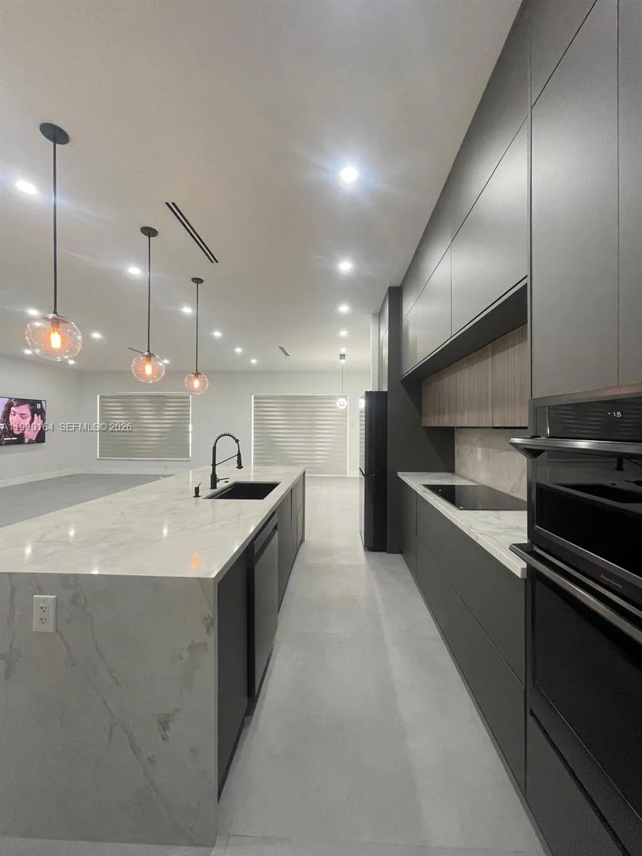 5350 Sw 33rd Ave, Hollywood, Florida 33312, Hollywood, Florida 33312, 4 Bedrooms Bedrooms, ,3 BathroomsBathrooms,Residential Lease,For Rent,5350 Sw 33rd Ave, Hollywood, Florida 33312,A11990164