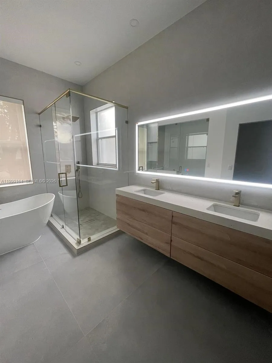 5350 Sw 33rd Ave, Hollywood, Florida 33312, Hollywood, Florida 33312, 4 Bedrooms Bedrooms, ,3 BathroomsBathrooms,Residential Lease,For Rent,5350 Sw 33rd Ave, Hollywood, Florida 33312,A11990164