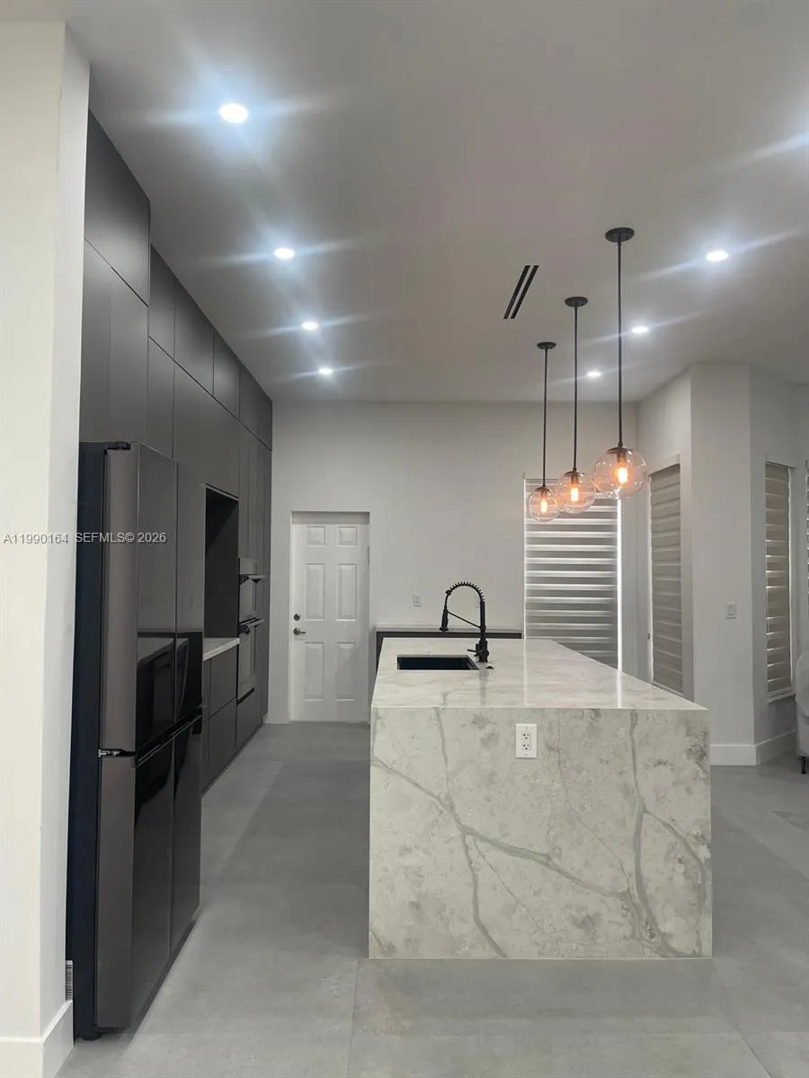 5350 Sw 33rd Ave, Hollywood, Florida 33312, Hollywood, Florida 33312, 4 Bedrooms Bedrooms, ,3 BathroomsBathrooms,Residential Lease,For Rent,5350 Sw 33rd Ave, Hollywood, Florida 33312,A11990164