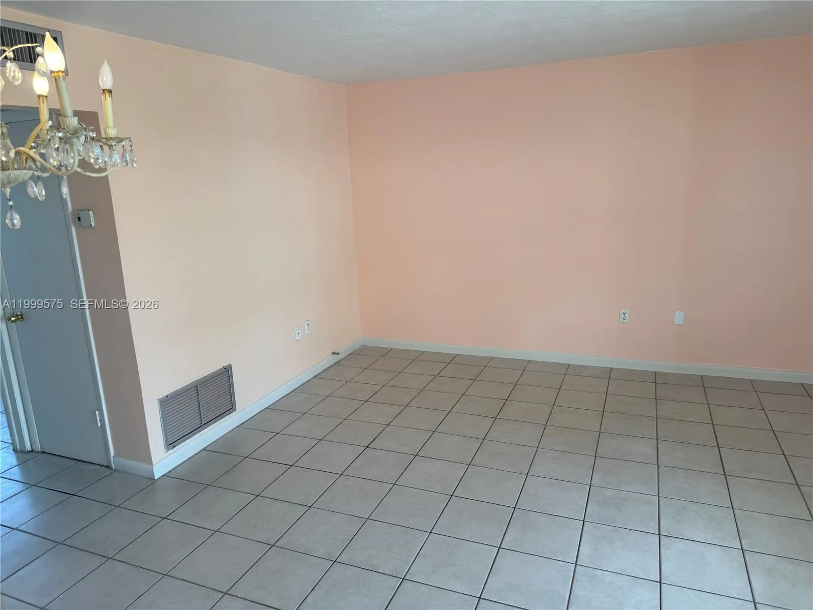 3881 W Flagler St 318, Miami, Florida 33134, Miami, Florida 33134, 2 Bedrooms Bedrooms, ,1 BathroomBathrooms,Residential,For Sale,3881 W Flagler St 318, Miami, Florida 33134,A11999575