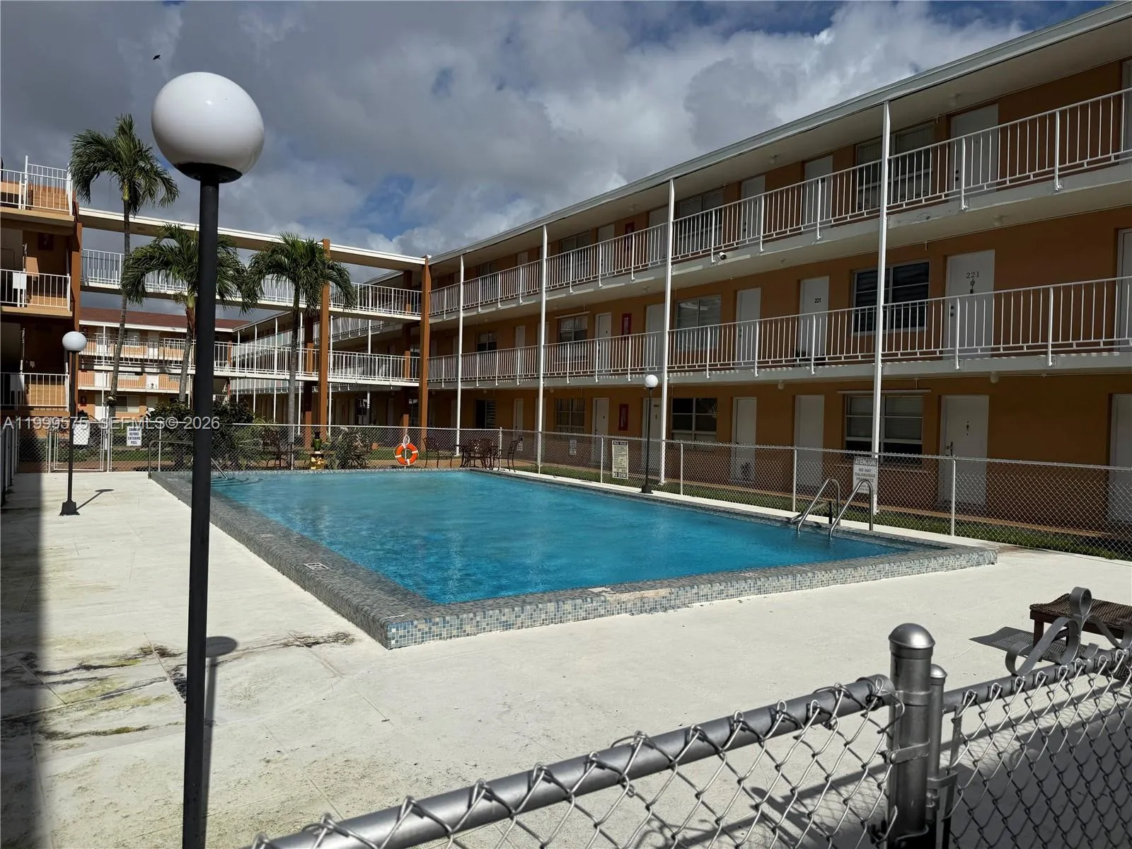 3881 W Flagler St 318, Miami, Florida 33134, Miami, Florida 33134, 2 Bedrooms Bedrooms, ,1 BathroomBathrooms,Residential,For Sale,3881 W Flagler St 318, Miami, Florida 33134,A11999575