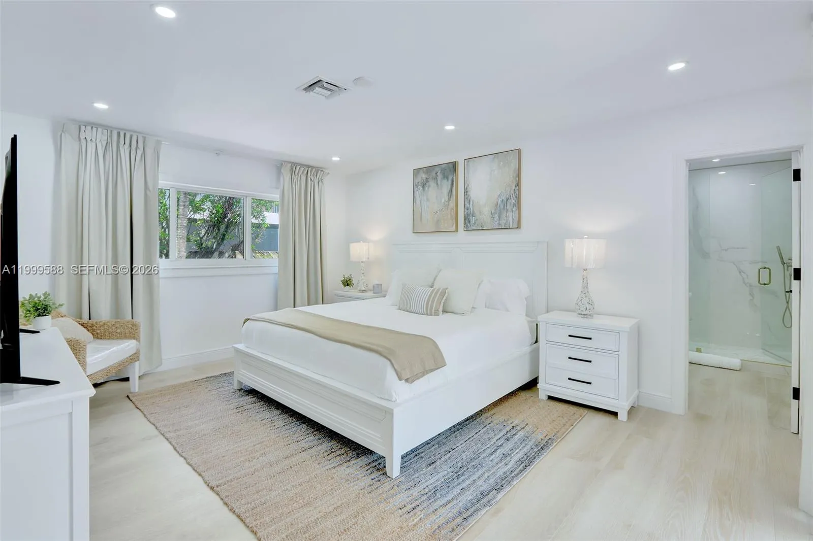1050 Se 5th Ct, Pompano Beach, Florida 33060, Pompano Beach, Florida 33060, 4 Bedrooms Bedrooms, ,3 BathroomsBathrooms,Residential,For Sale,1050 Se 5th Ct, Pompano Beach, Florida 33060,A11999588