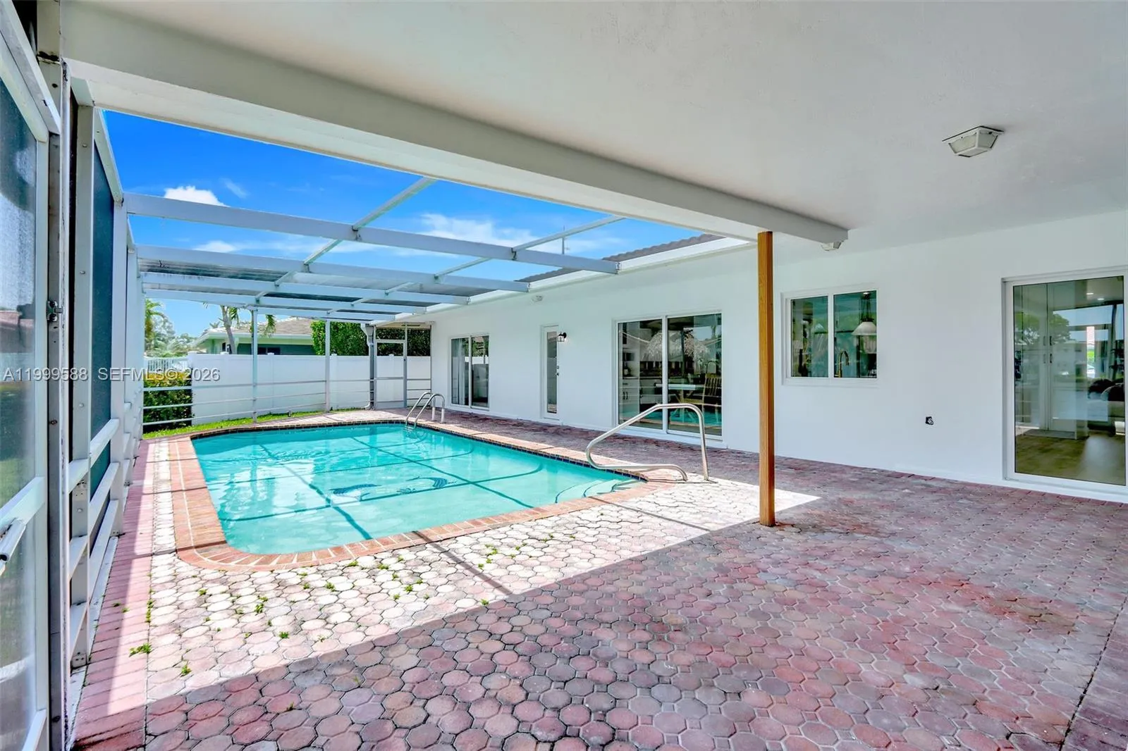 1050 Se 5th Ct, Pompano Beach, Florida 33060, Pompano Beach, Florida 33060, 4 Bedrooms Bedrooms, ,3 BathroomsBathrooms,Residential,For Sale,1050 Se 5th Ct, Pompano Beach, Florida 33060,A11999588