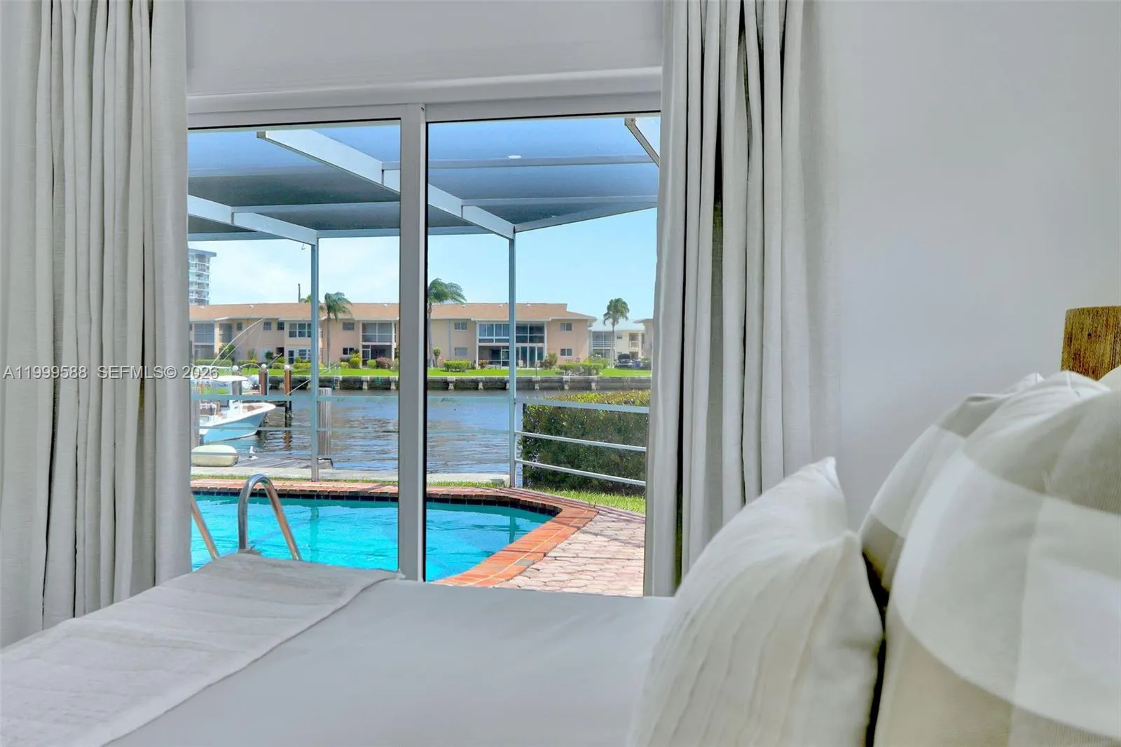 1050 Se 5th Ct, Pompano Beach, Florida 33060, Pompano Beach, Florida 33060, 4 Bedrooms Bedrooms, ,3 BathroomsBathrooms,Residential,For Sale,1050 Se 5th Ct, Pompano Beach, Florida 33060,A11999588