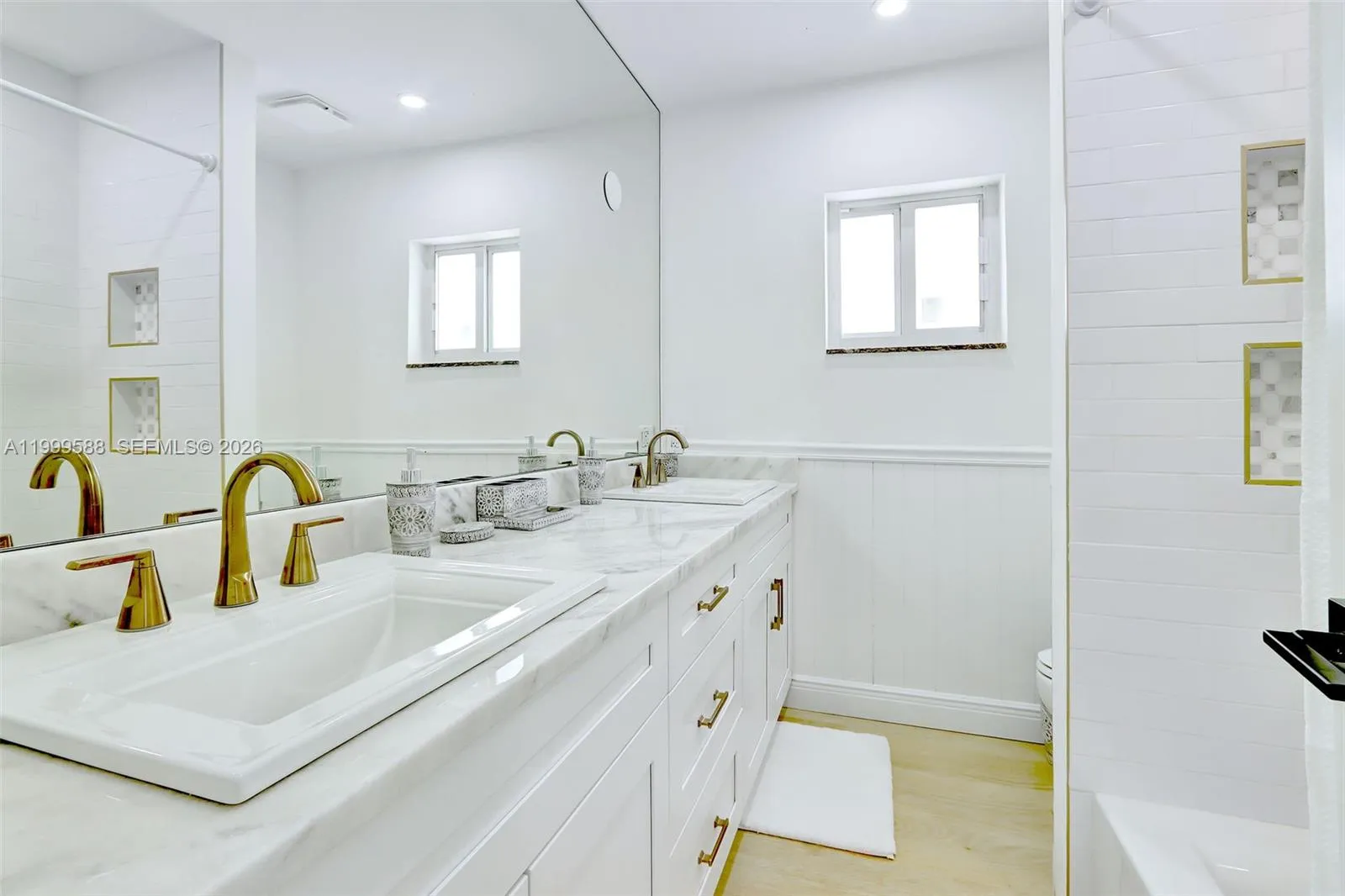 1050 Se 5th Ct, Pompano Beach, Florida 33060, Pompano Beach, Florida 33060, 4 Bedrooms Bedrooms, ,3 BathroomsBathrooms,Residential,For Sale,1050 Se 5th Ct, Pompano Beach, Florida 33060,A11999588