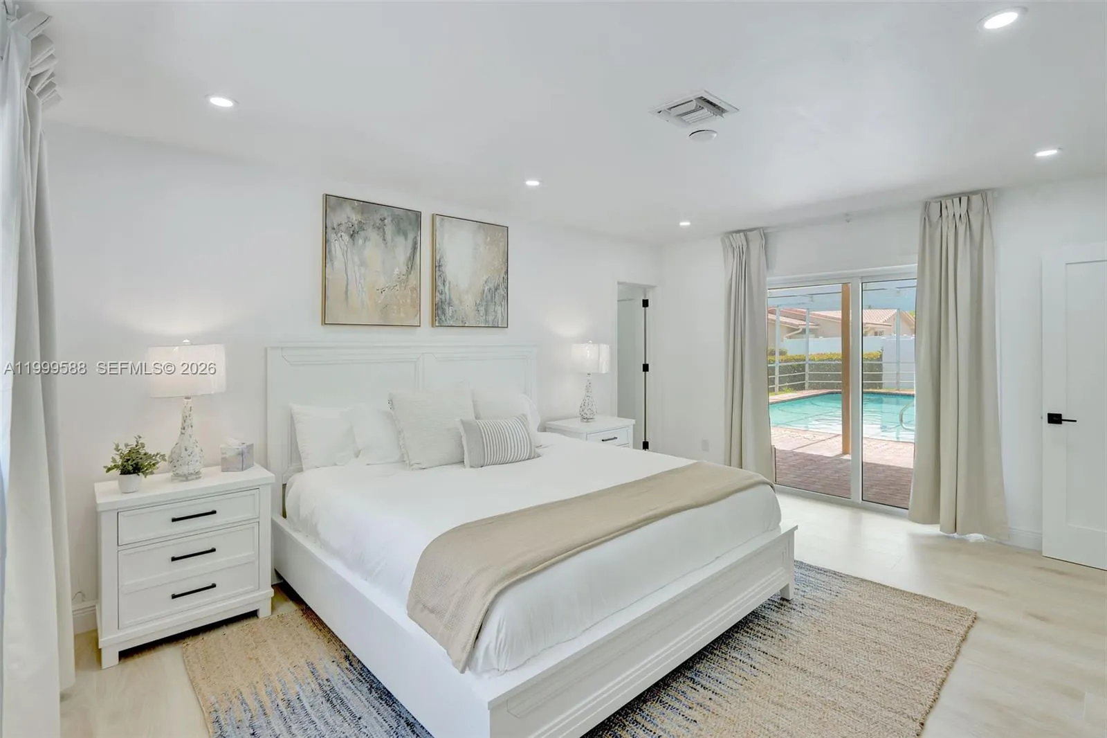 1050 Se 5th Ct, Pompano Beach, Florida 33060, Pompano Beach, Florida 33060, 4 Bedrooms Bedrooms, ,3 BathroomsBathrooms,Residential,For Sale,1050 Se 5th Ct, Pompano Beach, Florida 33060,A11999588