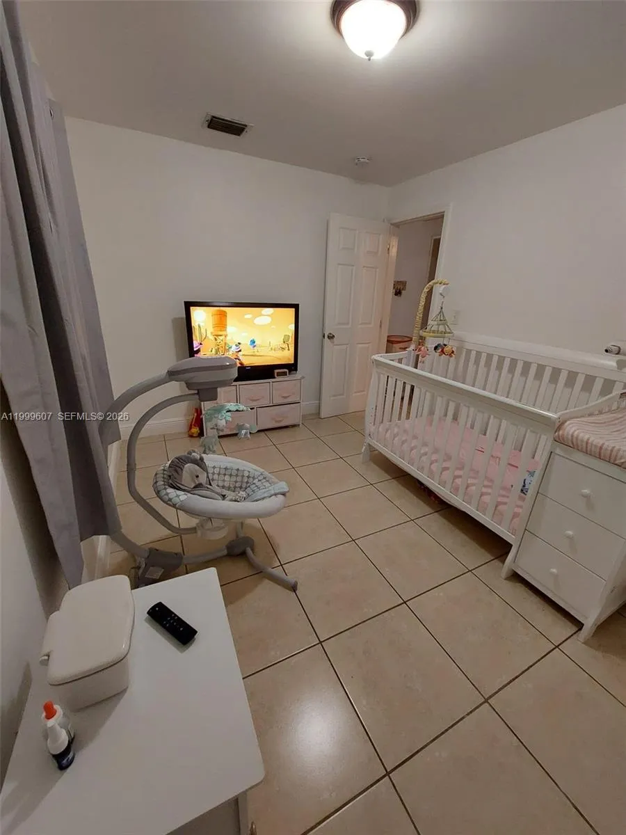 9841 Sw 48th St 1, Miami, Florida 33165, Miami, Florida 33165, 2 Bedrooms Bedrooms, ,1 BathroomBathrooms,Residential Lease,For Rent,9841 Sw 48th St 1, Miami, Florida 33165,A11999607