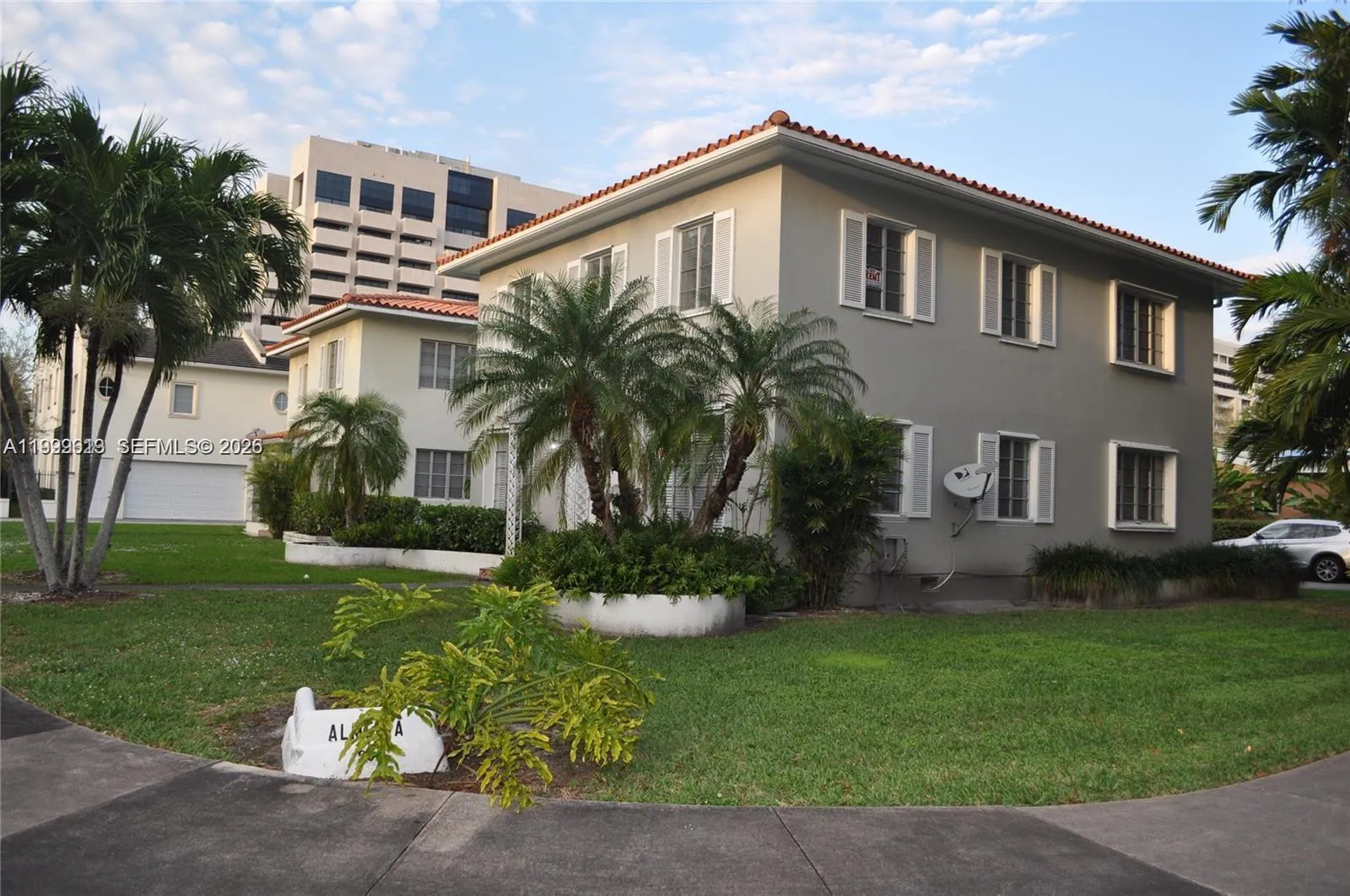 2617 Segovia St 1, Coral Gables, Florida 33134, Coral Gables, Florida 33134, 2 Bedrooms Bedrooms, ,1 BathroomBathrooms,Residential Lease,For Rent,2617 Segovia St 1, Coral Gables, Florida 33134,A11999613