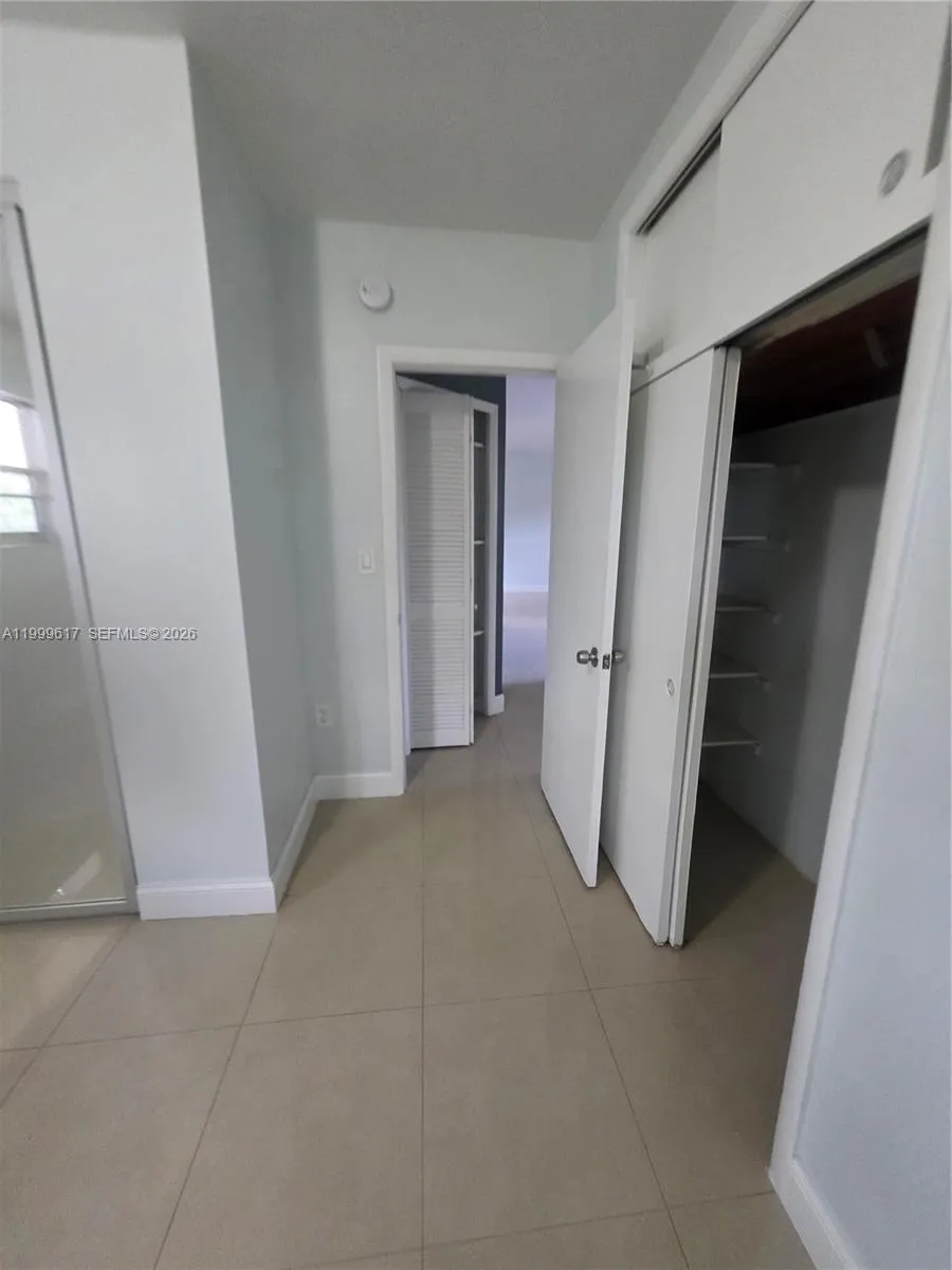 2832 Sw 37th Ave 2834, Miami, Florida 33133, Miami, Florida 33133, 2 Bedrooms Bedrooms, ,1 BathroomBathrooms,Residential Lease,For Rent,2832 Sw 37th Ave 2834, Miami, Florida 33133,A11999617