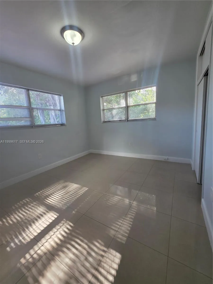 2832 Sw 37th Ave 2834, Miami, Florida 33133, Miami, Florida 33133, 2 Bedrooms Bedrooms, ,1 BathroomBathrooms,Residential Lease,For Rent,2832 Sw 37th Ave 2834, Miami, Florida 33133,A11999617