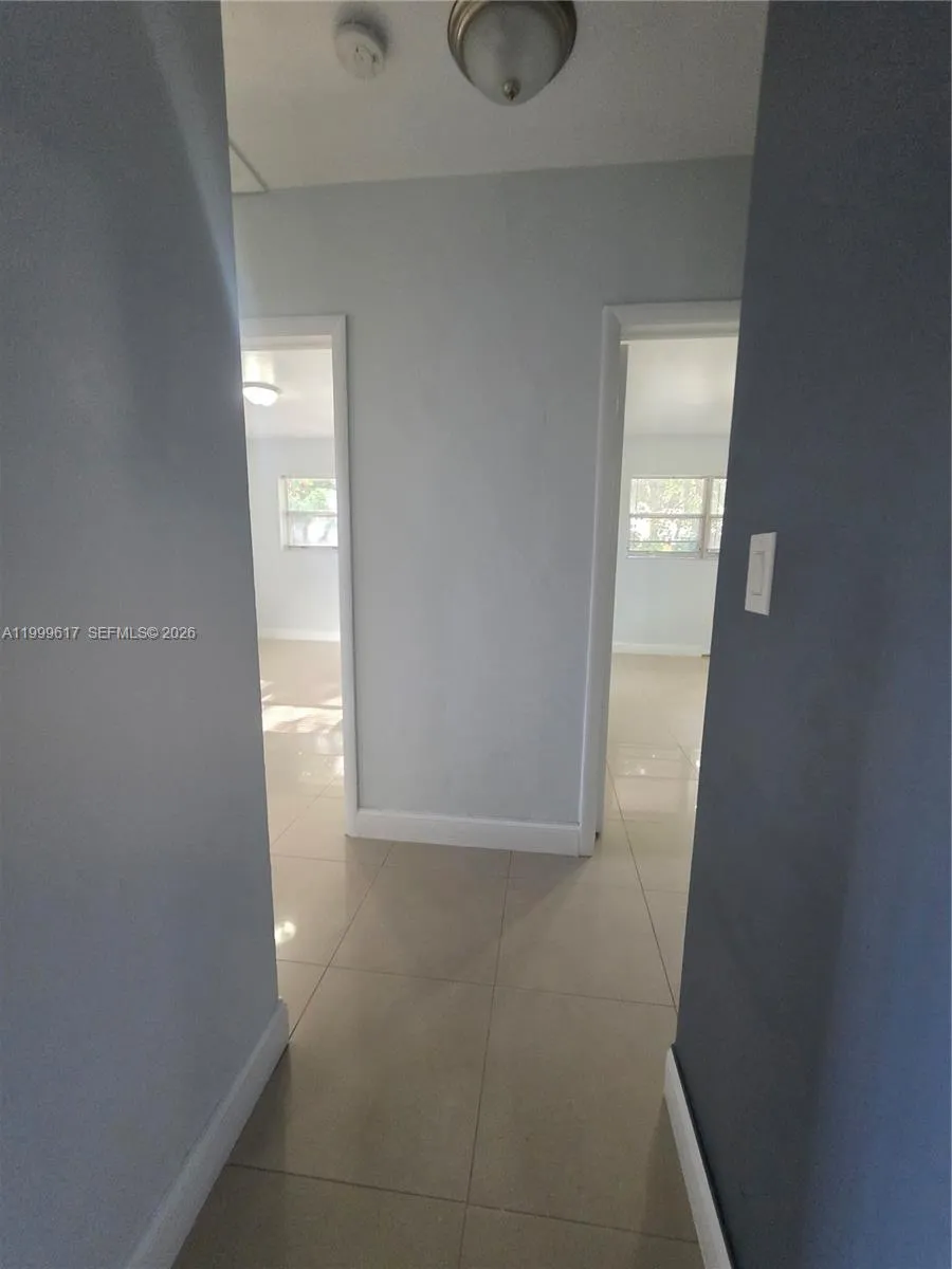 2832 Sw 37th Ave 2834, Miami, Florida 33133, Miami, Florida 33133, 2 Bedrooms Bedrooms, ,1 BathroomBathrooms,Residential Lease,For Rent,2832 Sw 37th Ave 2834, Miami, Florida 33133,A11999617