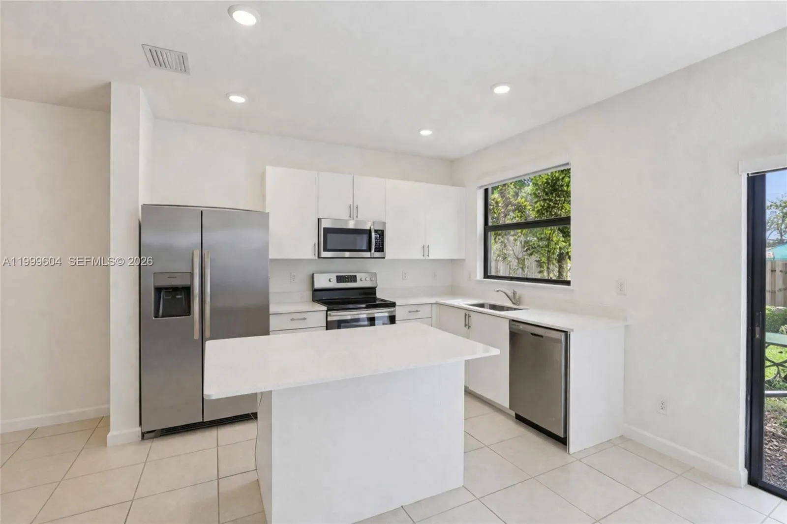 23447 Sw 127th Pl, Homestead, Florida 33032, Homestead, Florida 33032, 3 Bedrooms Bedrooms, ,3 BathroomsBathrooms,Residential,For Sale,23447 Sw 127th Pl, Homestead, Florida 33032,A11999604