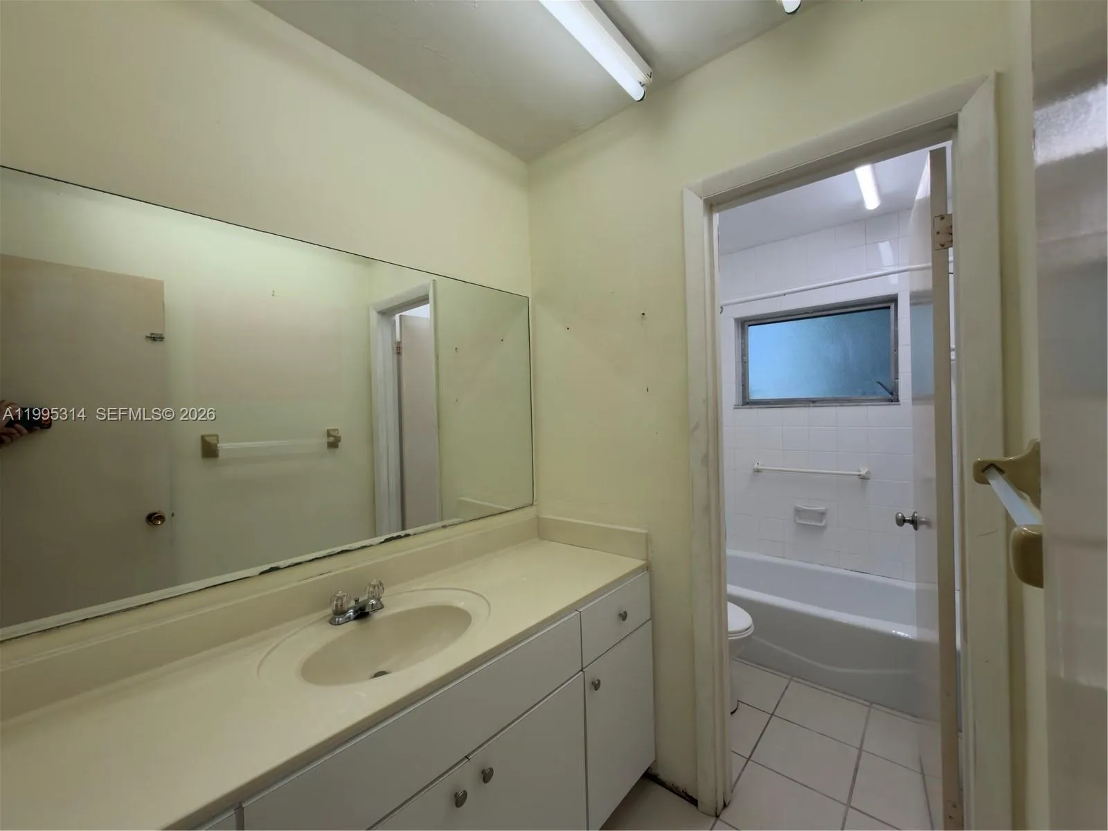 11110 Sw 153rd St, Miami, Florida 33157, Miami, Florida 33157, 3 Bedrooms Bedrooms, ,2 BathroomsBathrooms,Residential,For Sale,11110 Sw 153rd St, Miami, Florida 33157,A11995314