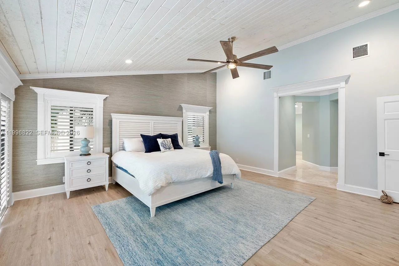 3333 Ne 30th Ave, Lighthouse Point, Florida 33064, Lighthouse Point, Florida 33064, 5 Bedrooms Bedrooms, 8 Rooms Rooms,5 BathroomsBathrooms,Residential,For Sale,3333 Ne 30th Ave, Lighthouse Point, Florida 33064,A11996822