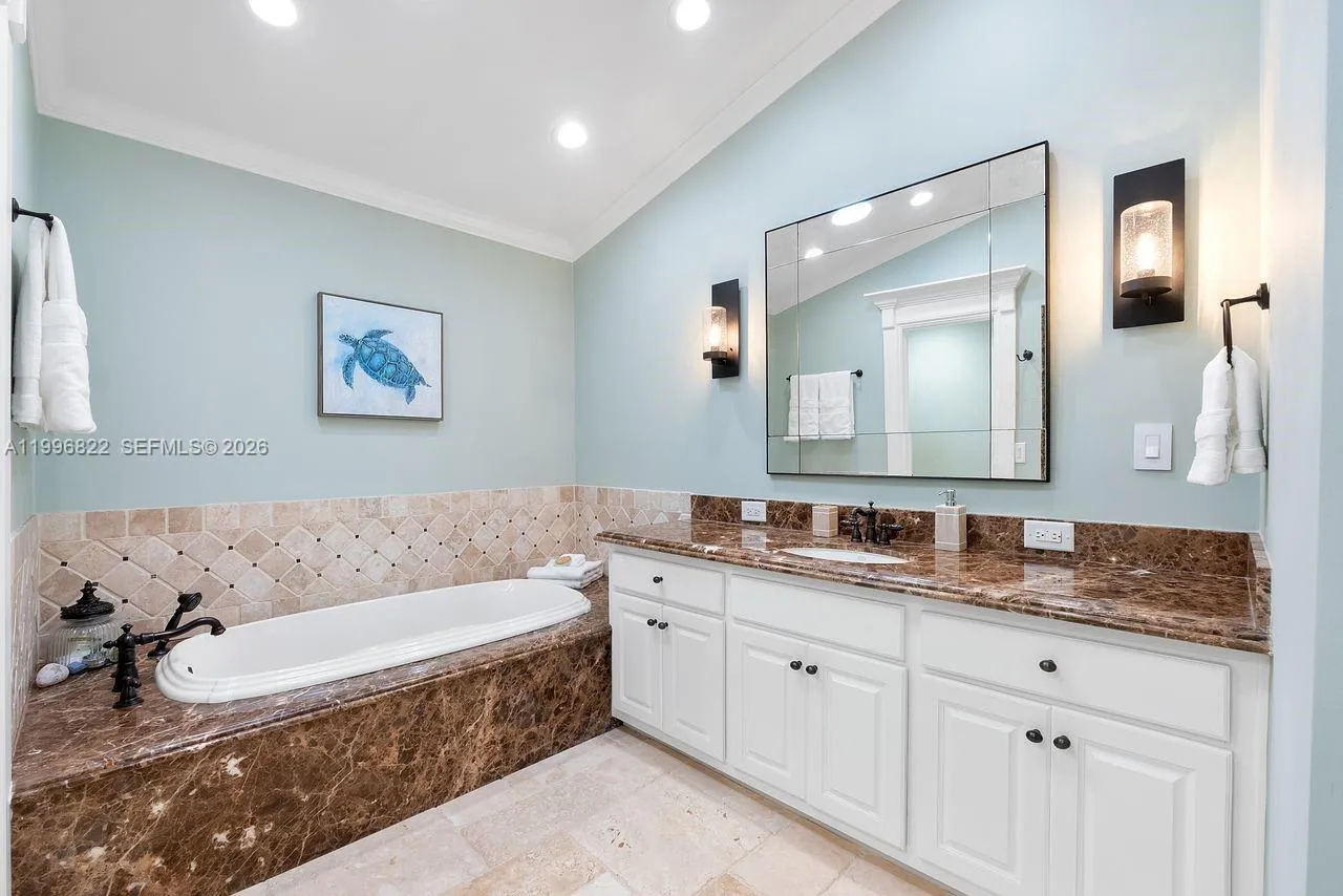 3333 Ne 30th Ave, Lighthouse Point, Florida 33064, Lighthouse Point, Florida 33064, 5 Bedrooms Bedrooms, 8 Rooms Rooms,5 BathroomsBathrooms,Residential,For Sale,3333 Ne 30th Ave, Lighthouse Point, Florida 33064,A11996822