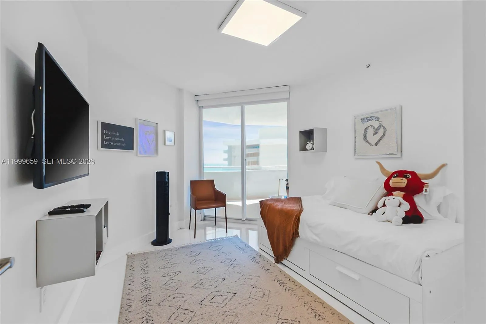 6301 Collins Ave 2103, Miami Beach, Florida 33141, Miami Beach, Florida 33141, 2 Bedrooms Bedrooms, ,2 BathroomsBathrooms,Residential Lease,For Rent,6301 Collins Ave 2103, Miami Beach, Florida 33141,A11999659