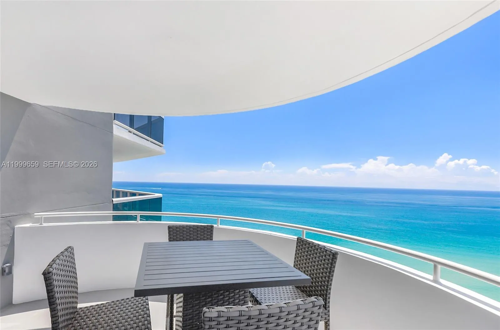 6301 Collins Ave 2103, Miami Beach, Florida 33141, Miami Beach, Florida 33141, 2 Bedrooms Bedrooms, ,2 BathroomsBathrooms,Residential Lease,For Rent,6301 Collins Ave 2103, Miami Beach, Florida 33141,A11999659