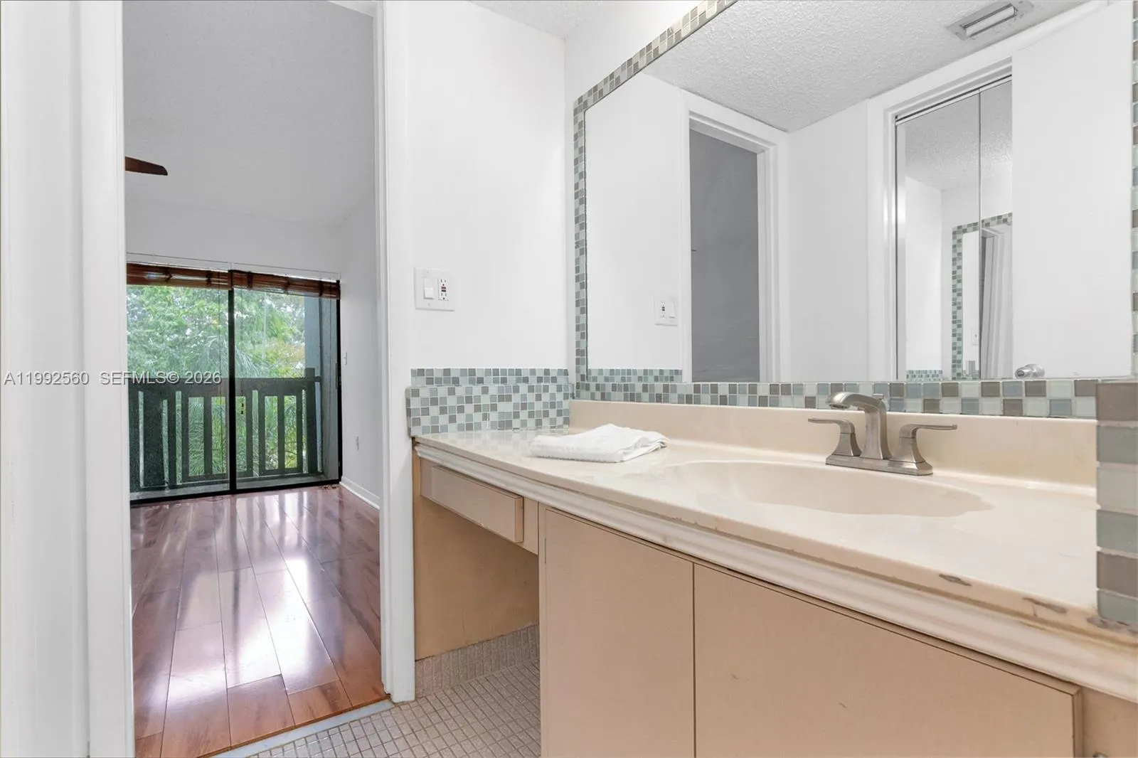 1021 Mockingbird Ln 302, Plantation, Florida 33324, Plantation, Florida 33324, 2 Bedrooms Bedrooms, ,2 BathroomsBathrooms,Residential,For Sale,1021 Mockingbird Ln 302, Plantation, Florida 33324,A11992560