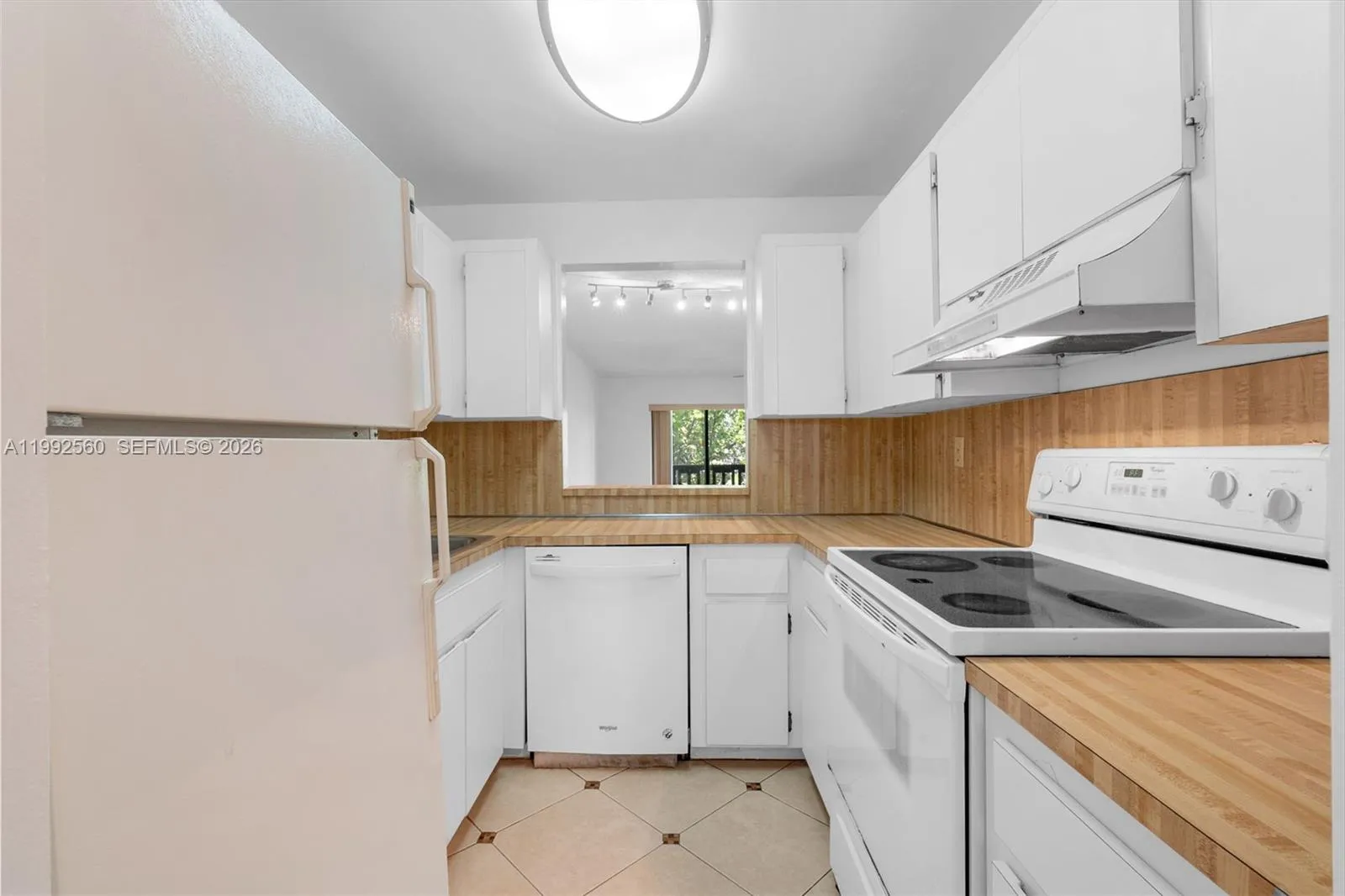 1021 Mockingbird Ln 302, Plantation, Florida 33324, Plantation, Florida 33324, 2 Bedrooms Bedrooms, ,2 BathroomsBathrooms,Residential,For Sale,1021 Mockingbird Ln 302, Plantation, Florida 33324,A11992560