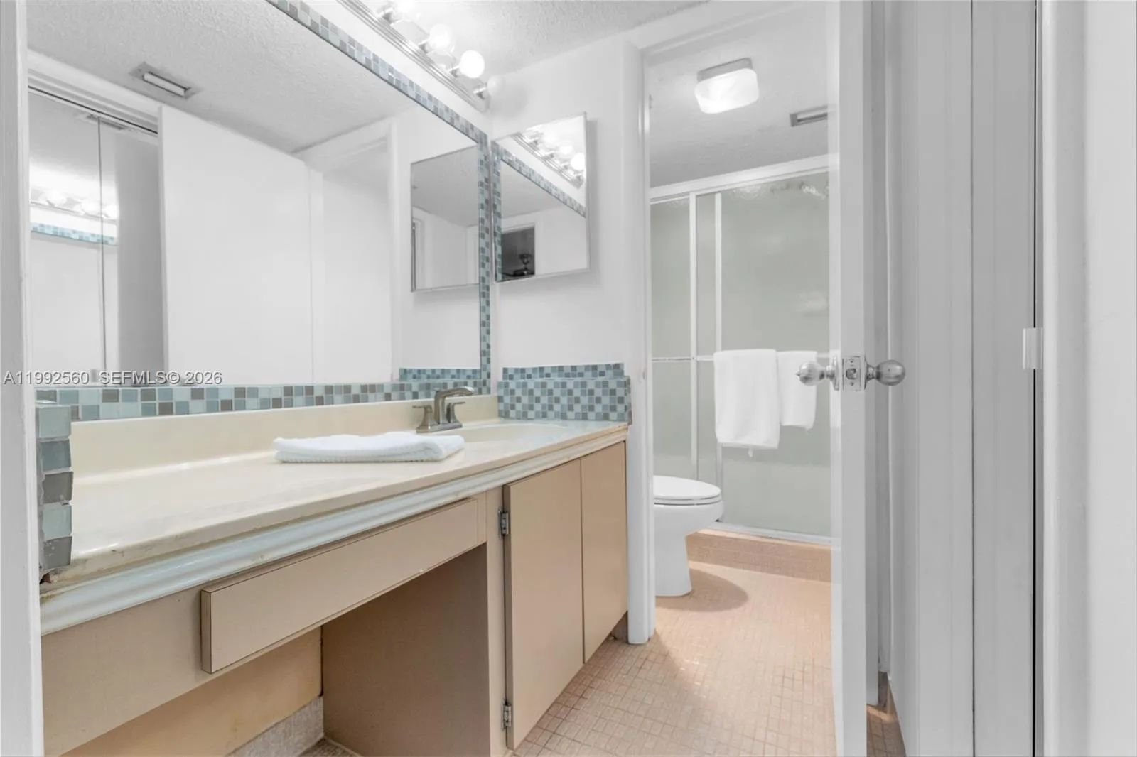 1021 Mockingbird Ln 302, Plantation, Florida 33324, Plantation, Florida 33324, 2 Bedrooms Bedrooms, ,2 BathroomsBathrooms,Residential,For Sale,1021 Mockingbird Ln 302, Plantation, Florida 33324,A11992560