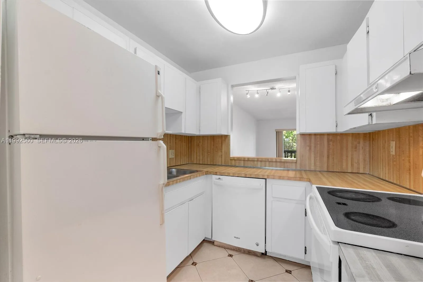 1021 Mockingbird Ln 302, Plantation, Florida 33324, Plantation, Florida 33324, 2 Bedrooms Bedrooms, ,2 BathroomsBathrooms,Residential,For Sale,1021 Mockingbird Ln 302, Plantation, Florida 33324,A11992560