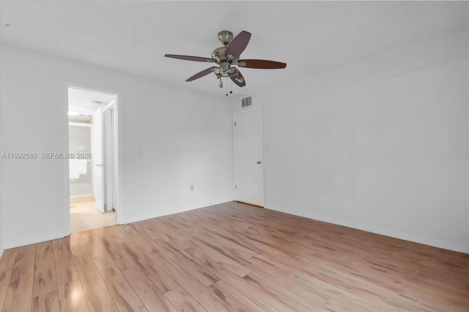 1021 Mockingbird Ln 302, Plantation, Florida 33324, Plantation, Florida 33324, 2 Bedrooms Bedrooms, ,2 BathroomsBathrooms,Residential,For Sale,1021 Mockingbird Ln 302, Plantation, Florida 33324,A11992560