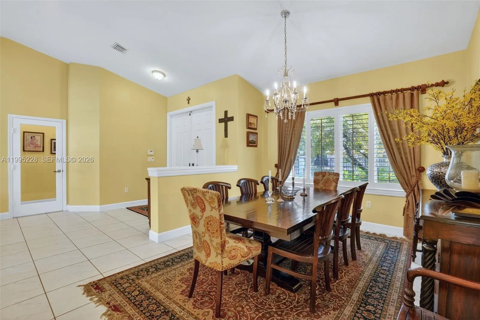 6462 Sw 93rd Pl, Miami, Florida 33173, Miami, Florida 33173, 4 Bedrooms Bedrooms, ,3 BathroomsBathrooms,Residential,For Sale,6462 Sw 93rd Pl, Miami, Florida 33173,A11995228