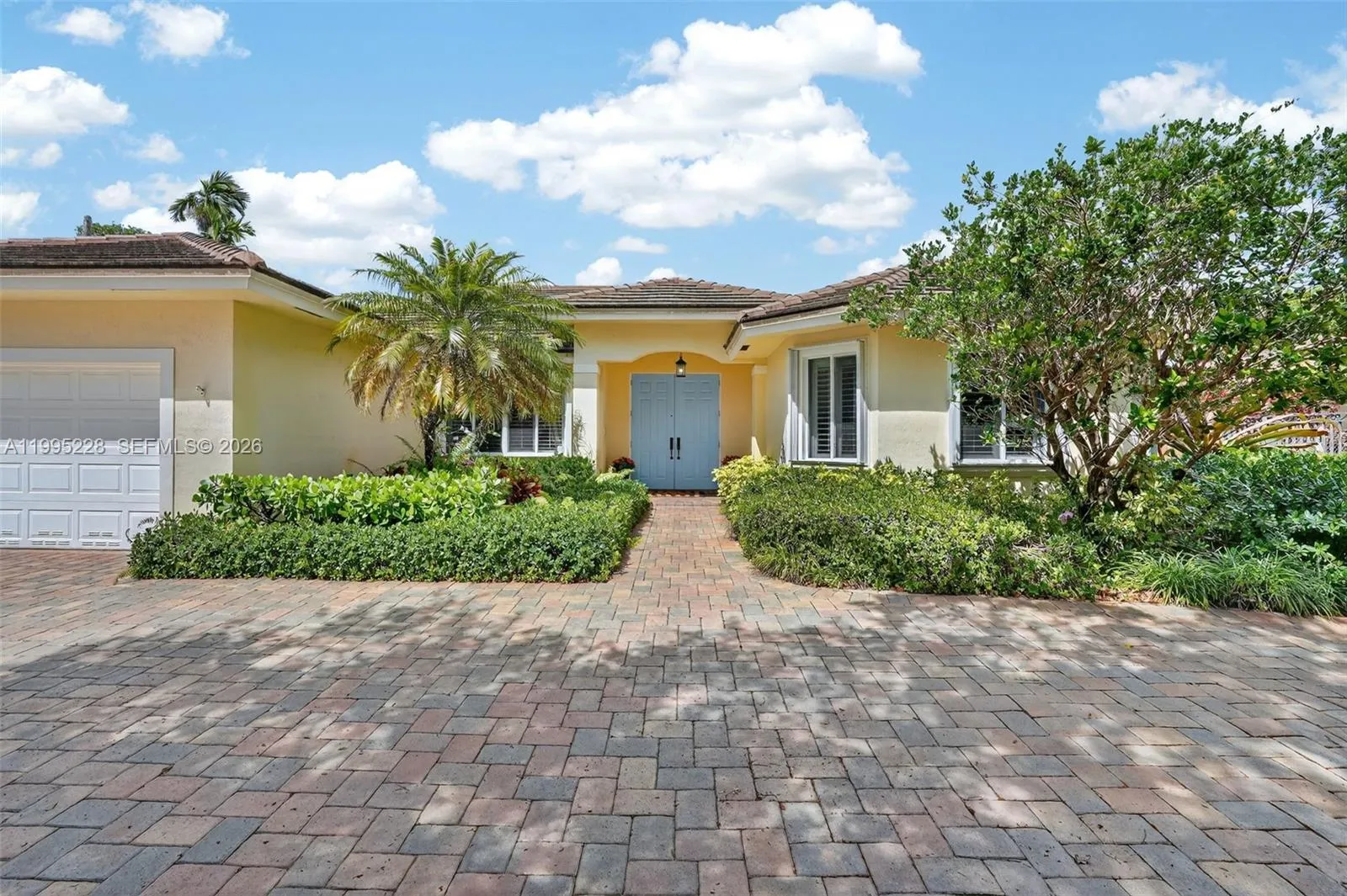 6462 Sw 93rd Pl, Miami, Florida 33173, Miami, Florida 33173, 4 Bedrooms Bedrooms, ,3 BathroomsBathrooms,Residential,For Sale,6462 Sw 93rd Pl, Miami, Florida 33173,A11995228