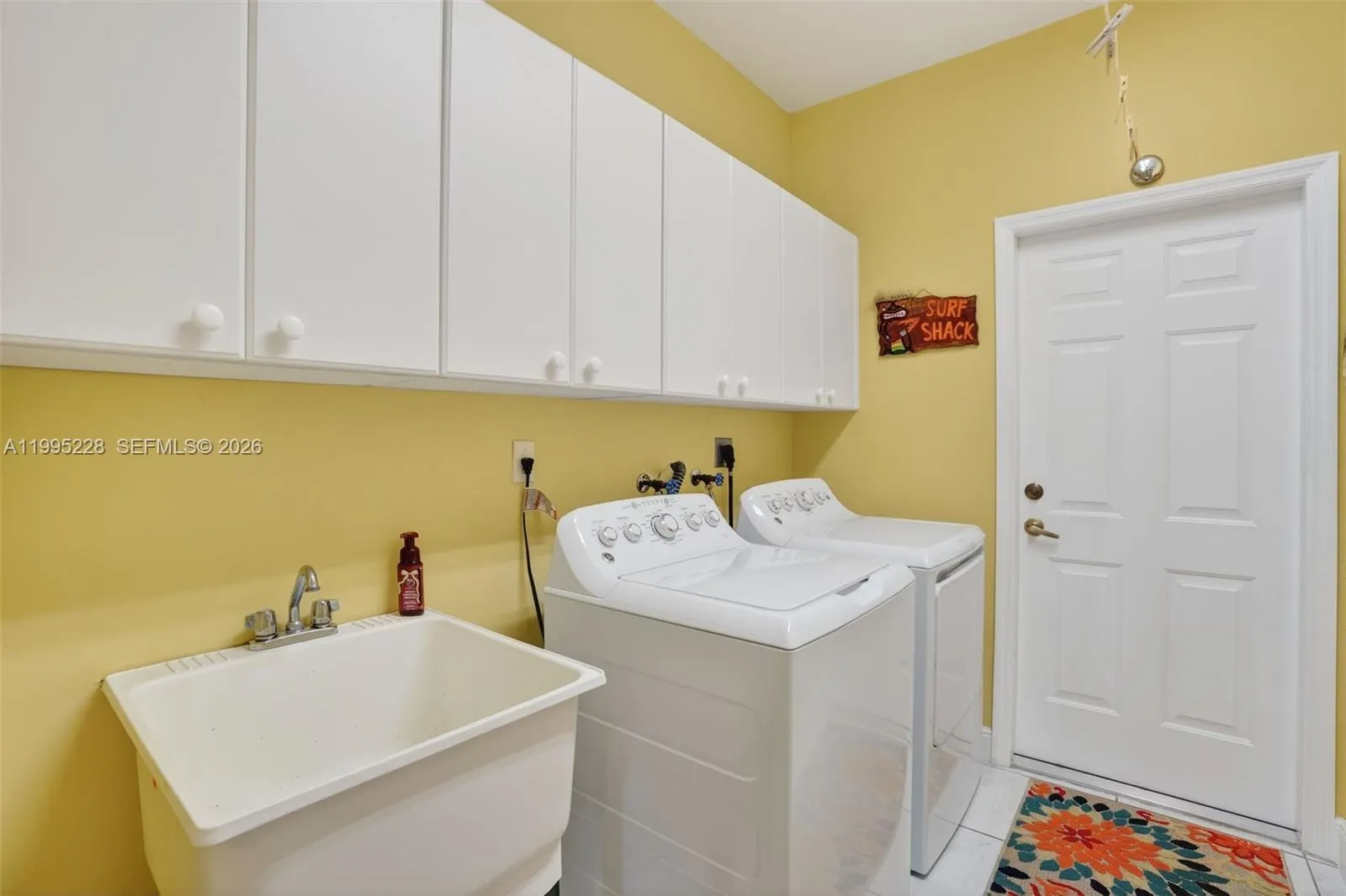 6462 Sw 93rd Pl, Miami, Florida 33173, Miami, Florida 33173, 4 Bedrooms Bedrooms, ,3 BathroomsBathrooms,Residential,For Sale,6462 Sw 93rd Pl, Miami, Florida 33173,A11995228