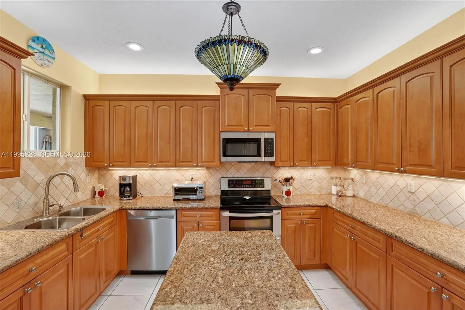 6462 Sw 93rd Pl, Miami, Florida 33173, Miami, Florida 33173, 4 Bedrooms Bedrooms, ,3 BathroomsBathrooms,Residential,For Sale,6462 Sw 93rd Pl, Miami, Florida 33173,A11995228