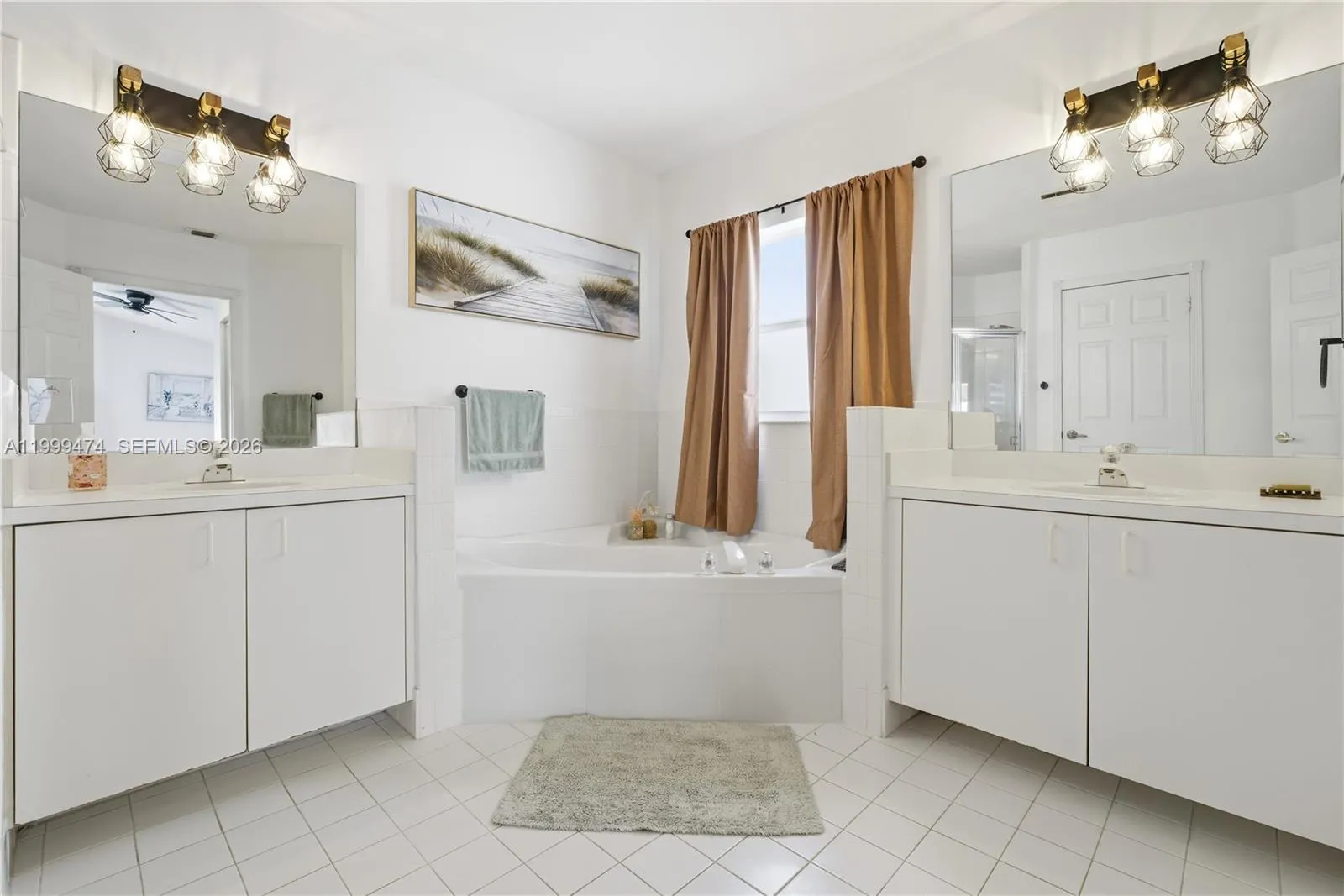 18427 Nw 9th Ct, Pembroke Pines, Florida 33029, Pembroke Pines, Florida 33029, 4 Bedrooms Bedrooms, ,2 BathroomsBathrooms,Residential,For Sale,18427 Nw 9th Ct, Pembroke Pines, Florida 33029,A11999474