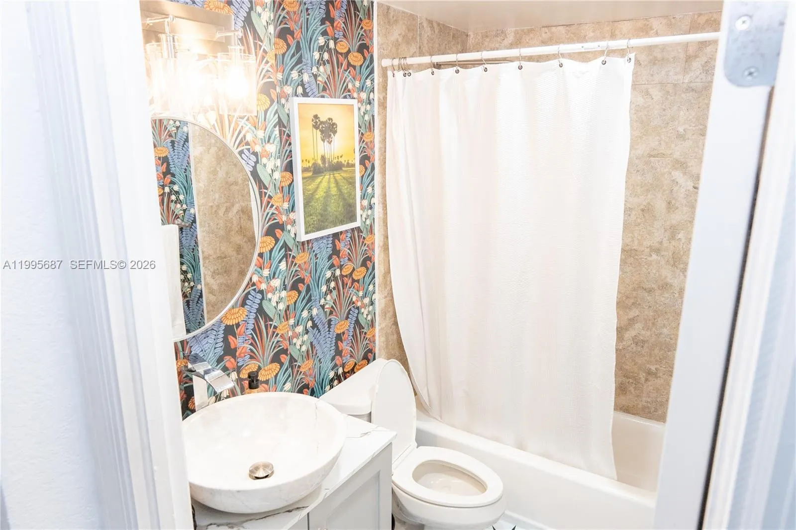 7501 E Treasure Dr 5m, North Bay Village, Florida, North Bay Village, Florida 33141, 2 Bedrooms Bedrooms, ,1 BathroomBathrooms,Residential Lease,For Rent,7501 E Treasure Dr 5m, North Bay Village, Florida ,A11995687