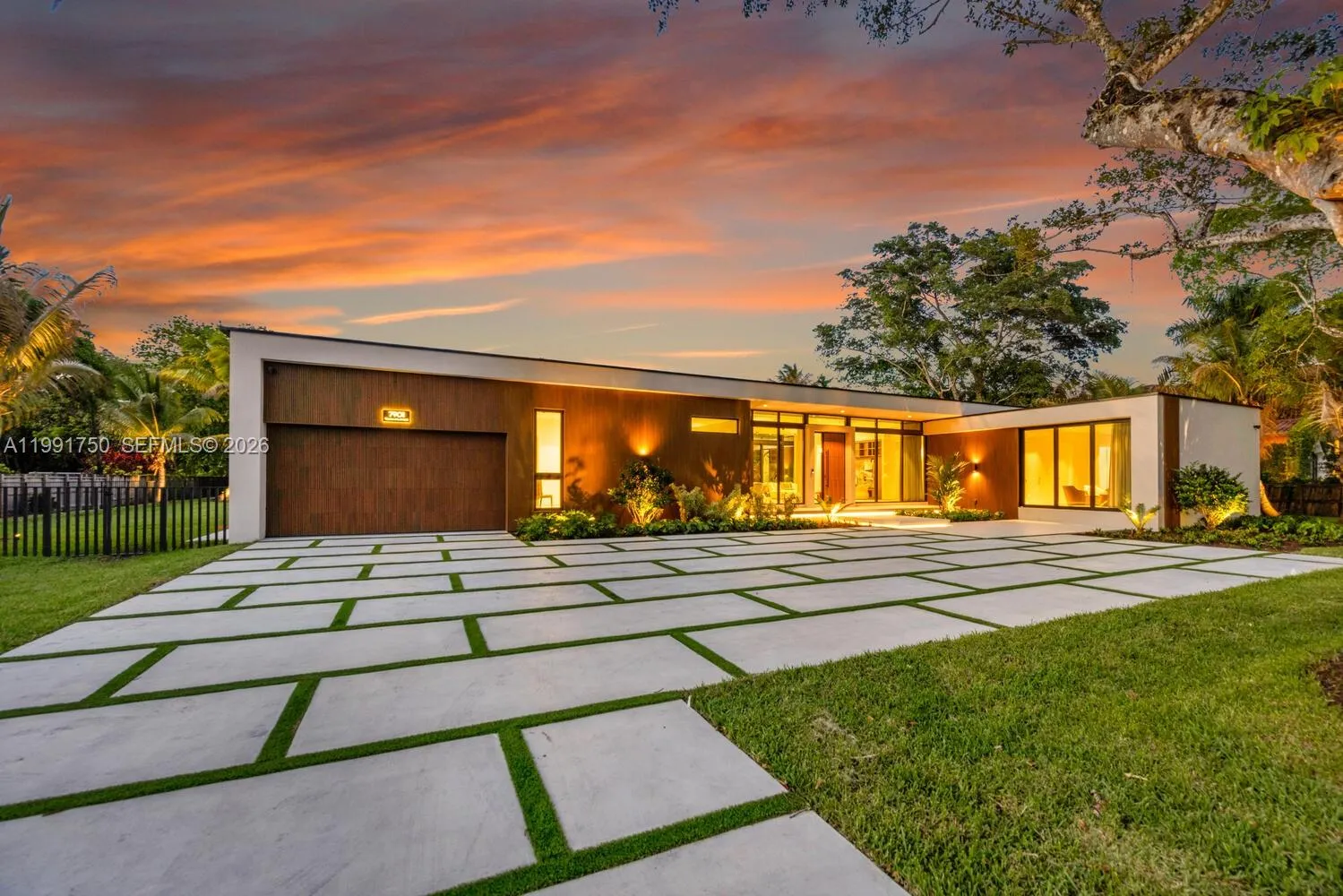 7901 Sw 120th St, Pinecrest, Florida 33156, Pinecrest, Florida 33156, 7 Bedrooms Bedrooms, ,7 BathroomsBathrooms,Residential,For Sale,7901 Sw 120th St, Pinecrest, Florida 33156,A11991750