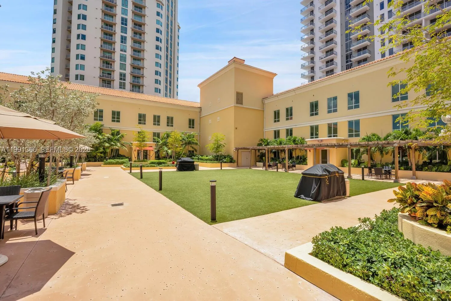 7350 Sw 89th St 1511s, Miami, Florida 33156, Miami, Florida 33156, 2 Bedrooms Bedrooms, ,2 BathroomsBathrooms,Residential,For Sale,7350 Sw 89th St 1511s, Miami, Florida 33156,A11991366