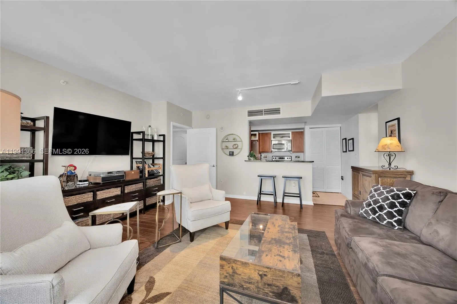 7350 Sw 89th St 1511s, Miami, Florida 33156, Miami, Florida 33156, 2 Bedrooms Bedrooms, ,2 BathroomsBathrooms,Residential,For Sale,7350 Sw 89th St 1511s, Miami, Florida 33156,A11991366