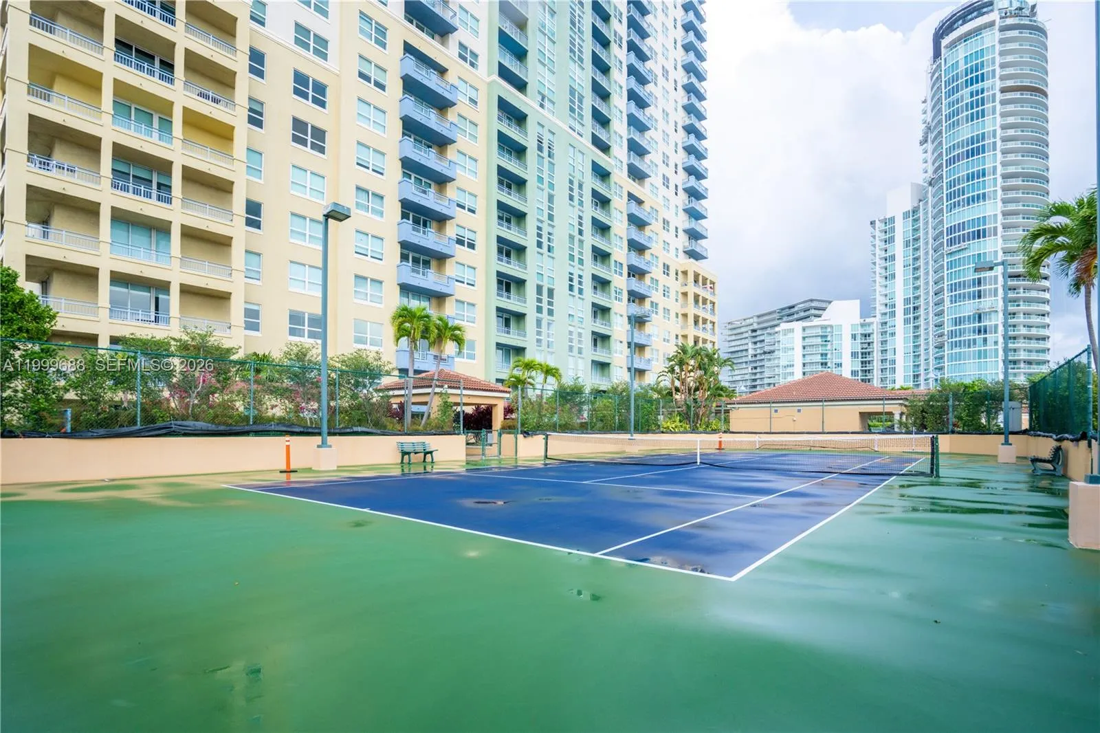 90 Alton Rd 2807, Miami Beach, Florida 33139, Miami Beach, Florida 33139, 1 Bedroom Bedrooms, ,1 BathroomBathrooms,Residential Lease,For Rent,90 Alton Rd 2807, Miami Beach, Florida 33139,A11999688