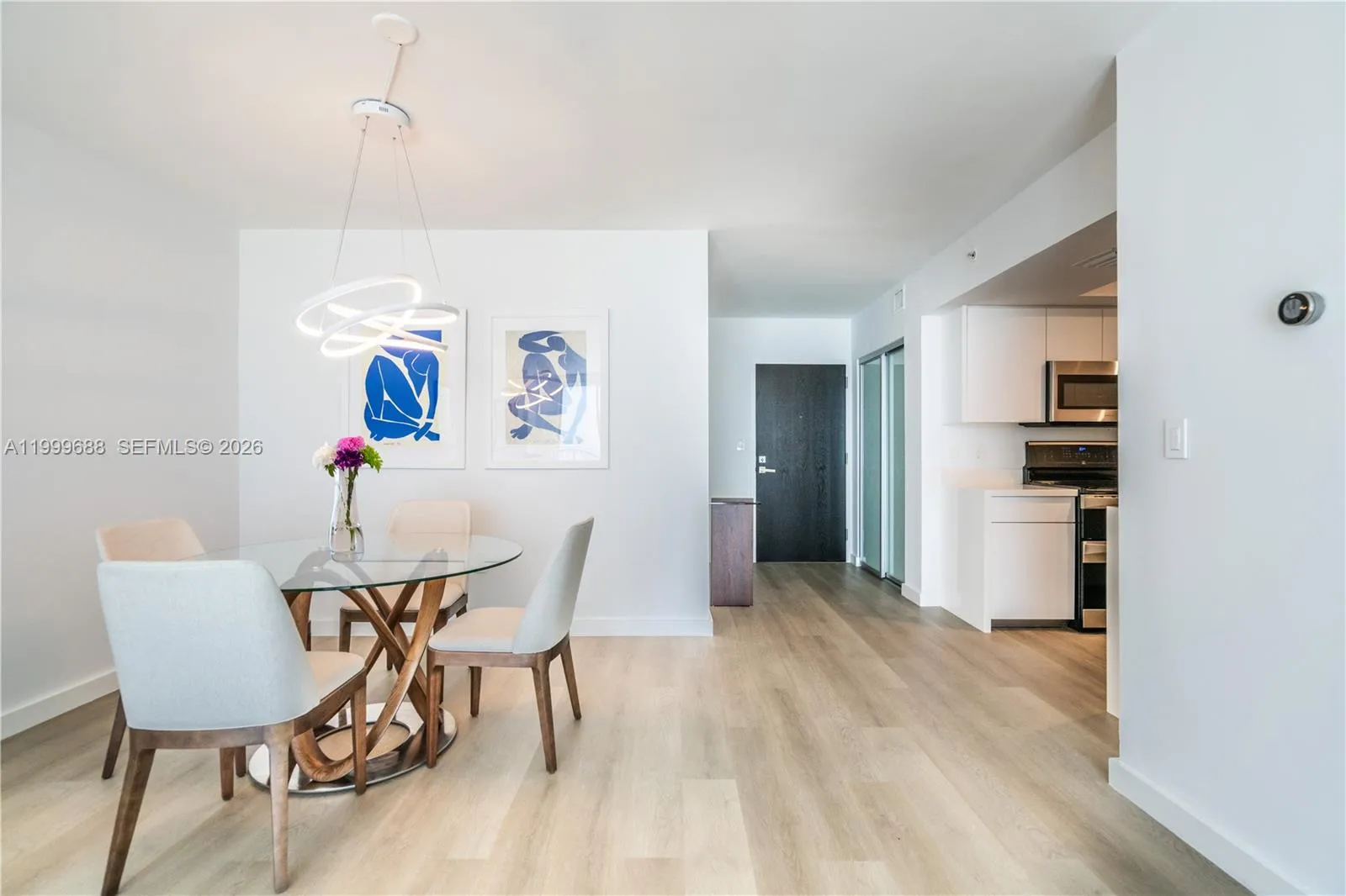 90 Alton Rd 2807, Miami Beach, Florida 33139, Miami Beach, Florida 33139, 1 Bedroom Bedrooms, ,1 BathroomBathrooms,Residential Lease,For Rent,90 Alton Rd 2807, Miami Beach, Florida 33139,A11999688