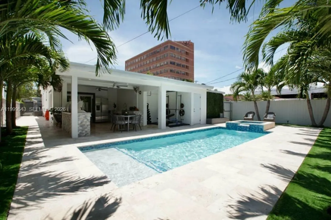 3675 Sw 26th St, Miami, Florida 33133, Miami, Florida 33133, 3 Bedrooms Bedrooms, ,3 BathroomsBathrooms,Residential Lease,For Rent,3675 Sw 26th St, Miami, Florida 33133,A11999543