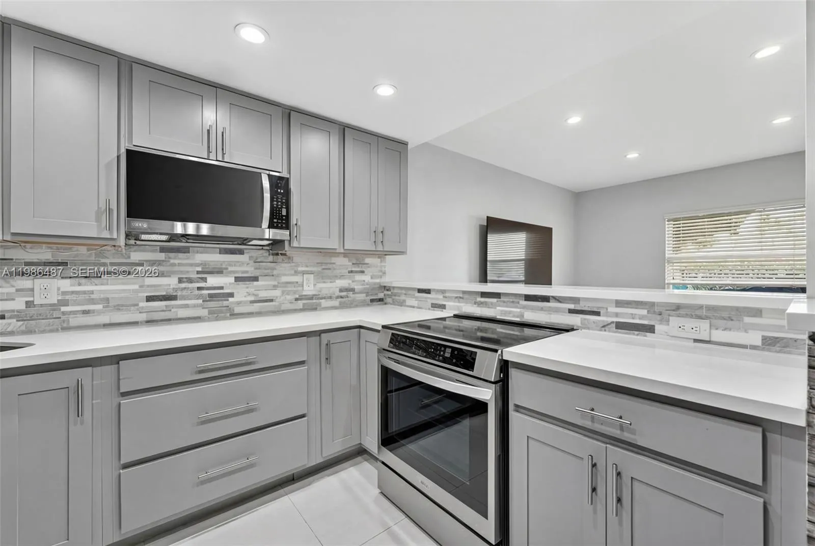 8616 Sw 103rd Ave, Miami, Florida 33173, Miami, Florida 33173, 1 Bedroom Bedrooms, ,1 BathroomBathrooms,Residential,For Sale,8616 Sw 103rd Ave, Miami, Florida 33173,A11986487