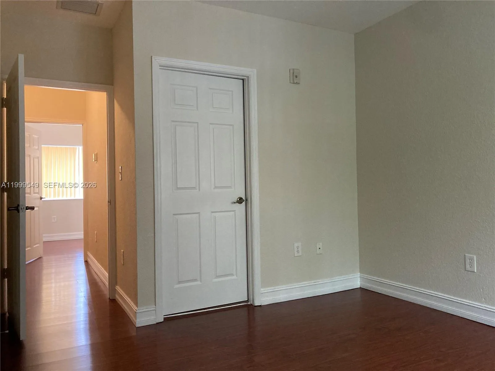 7985 Nw 8th St 105a, Miami, Florida 33126, Miami, Florida 33126, 2 Bedrooms Bedrooms, ,2 BathroomsBathrooms,Residential Lease,For Rent,7985 Nw 8th St 105a, Miami, Florida 33126,A11999549