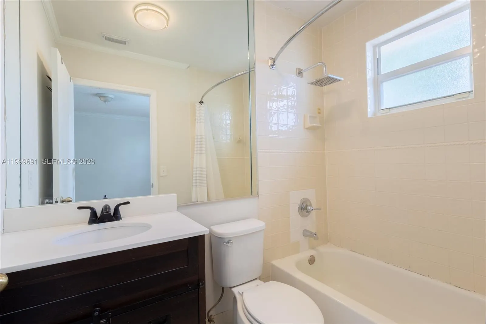 13874 Sw 64th St, Miami, Florida 33183, Miami, Florida 33183, 3 Bedrooms Bedrooms, ,2 BathroomsBathrooms,Residential Lease,For Rent,13874 Sw 64th St, Miami, Florida 33183,A11999691