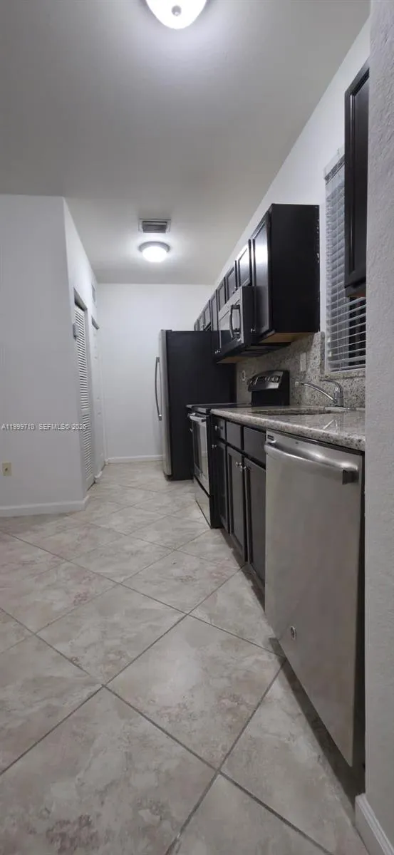 9160 Sw 171st Ct Studio, Miami, Florida 33196, Miami, Florida 33196, 4 Bedrooms Bedrooms, ,4 BathroomsBathrooms,Residential Lease,For Rent,9160 Sw 171st Ct Studio, Miami, Florida 33196,A11999710