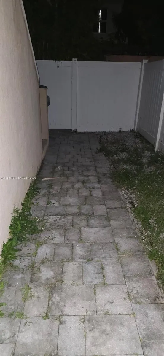 9160 Sw 171st Ct Studio, Miami, Florida 33196, Miami, Florida 33196, 4 Bedrooms Bedrooms, ,4 BathroomsBathrooms,Residential Lease,For Rent,9160 Sw 171st Ct Studio, Miami, Florida 33196,A11999710