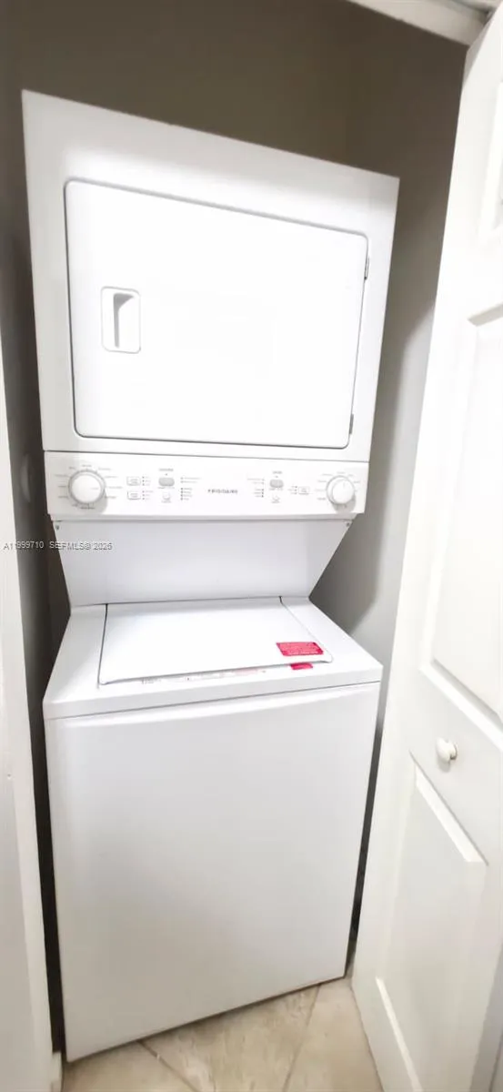 9160 Sw 171st Ct Studio, Miami, Florida 33196, Miami, Florida 33196, 4 Bedrooms Bedrooms, ,4 BathroomsBathrooms,Residential Lease,For Rent,9160 Sw 171st Ct Studio, Miami, Florida 33196,A11999710