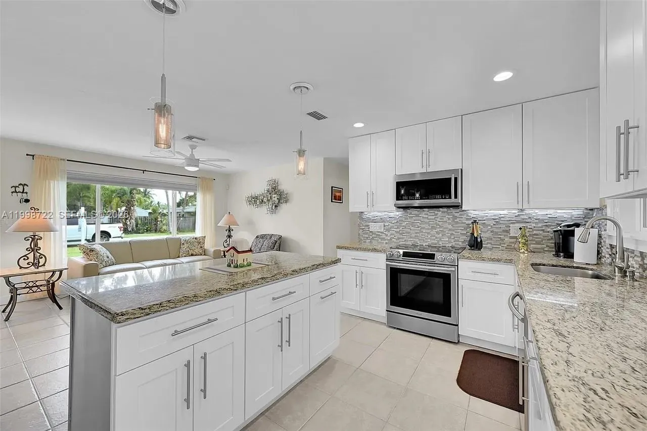 Pompano Beach, Florida 33060, 3 Bedrooms Bedrooms, ,2 BathroomsBathrooms,Residential Lease,For Rent,A11998722