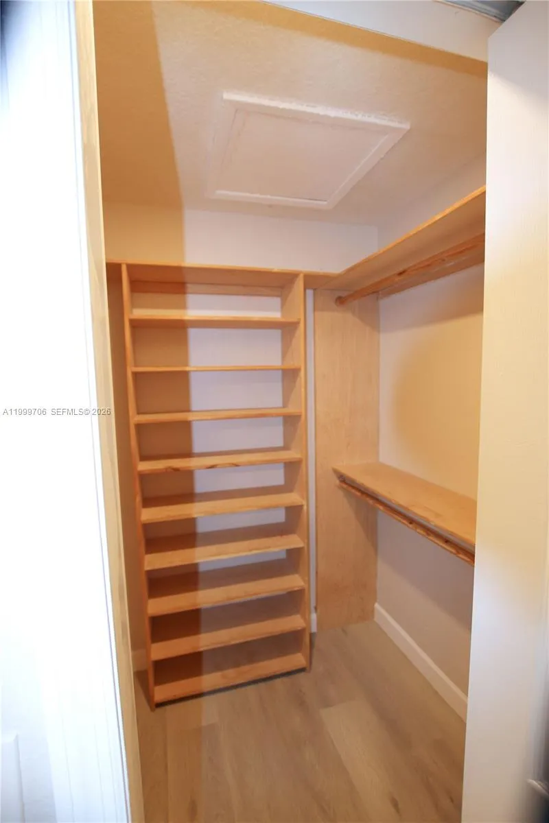 walk-in closet