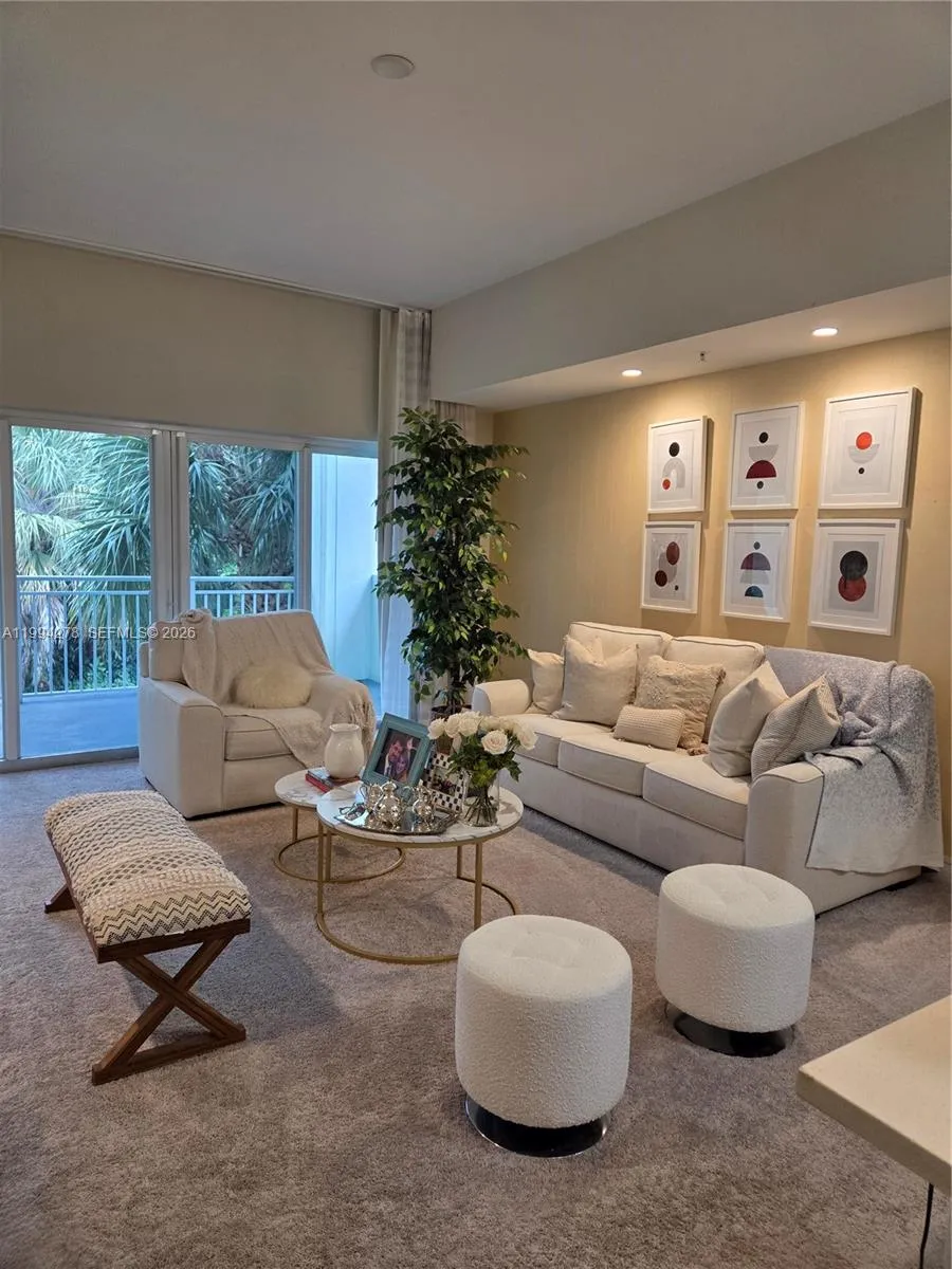 5300 Nw 87th Ave 416, Doral, Florida 33178, Doral, Florida 33178, 1 Bedroom Bedrooms, ,2 BathroomsBathrooms,Residential,For Sale,5300 Nw 87th Ave 416, Doral, Florida 33178,A11994278