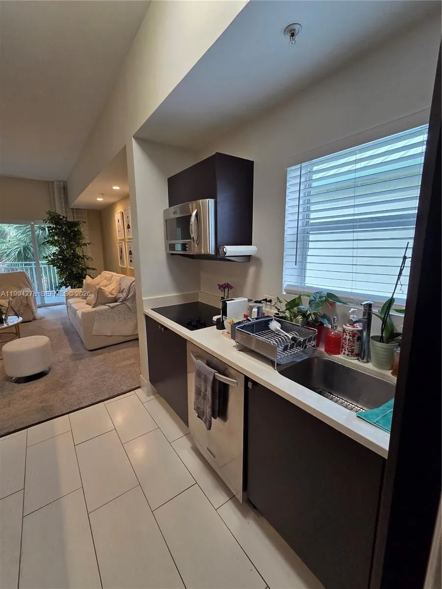 5300 Nw 87th Ave 416, Doral, Florida 33178, Doral, Florida 33178, 1 Bedroom Bedrooms, ,2 BathroomsBathrooms,Residential,For Sale,5300 Nw 87th Ave 416, Doral, Florida 33178,A11994278