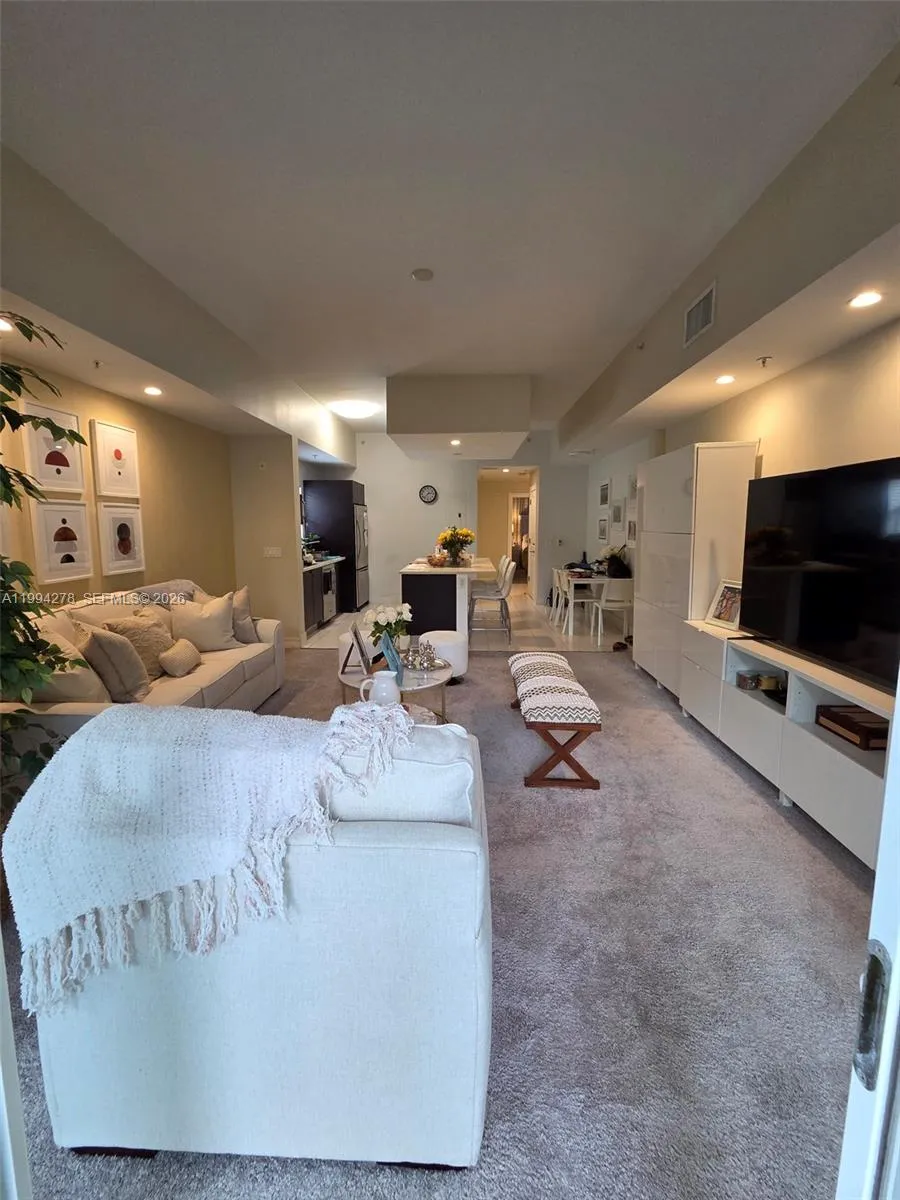 5300 Nw 87th Ave 416, Doral, Florida 33178, Doral, Florida 33178, 1 Bedroom Bedrooms, ,2 BathroomsBathrooms,Residential,For Sale,5300 Nw 87th Ave 416, Doral, Florida 33178,A11994278